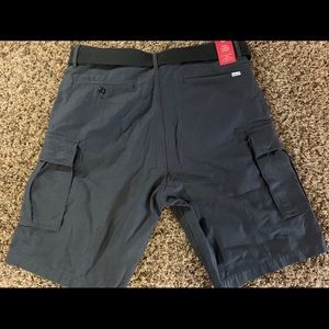Levi’s Fort Cargo Shorts Mens Sz 34 Waist (New)